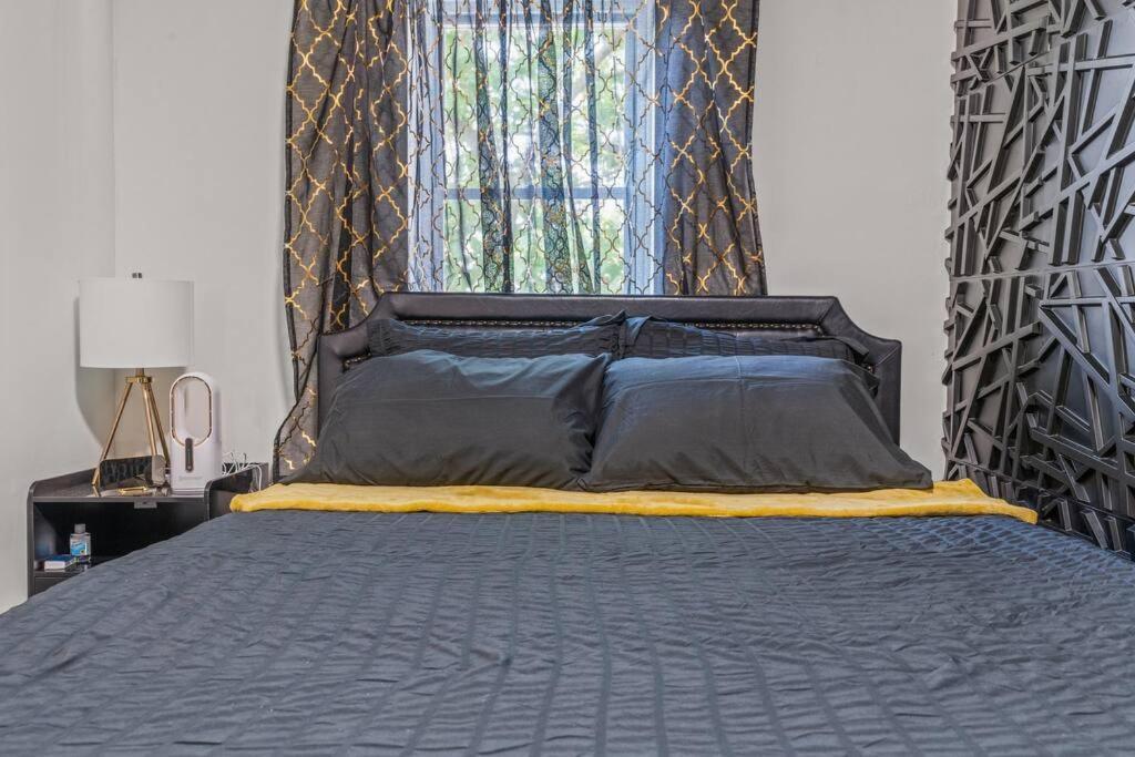 Apartment Gold Rush Philadelphia