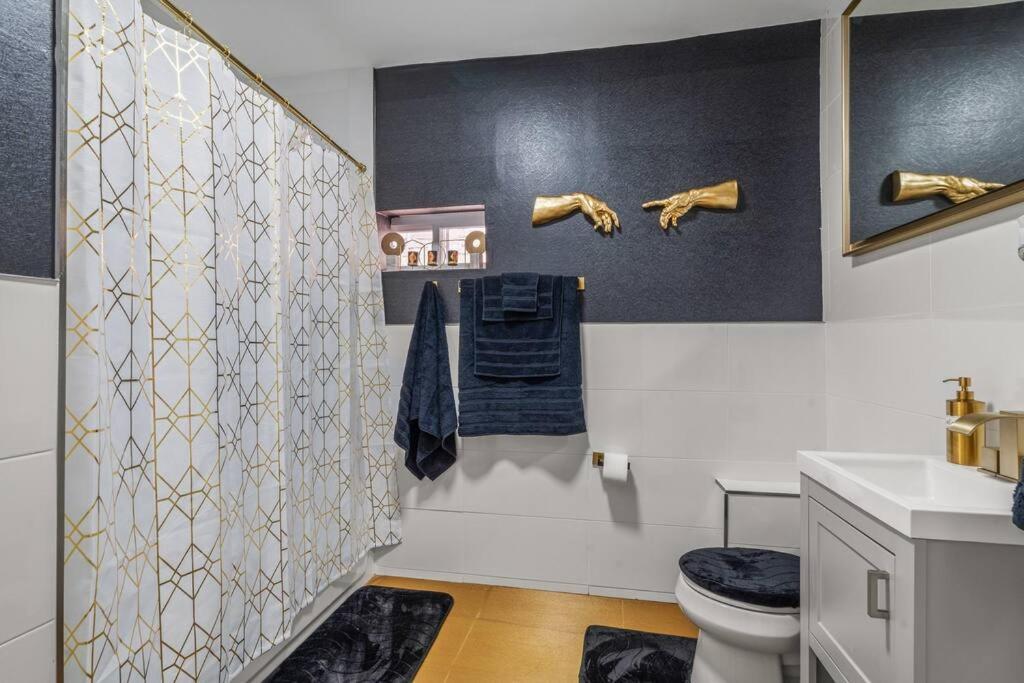 Apartment Gold Rush *